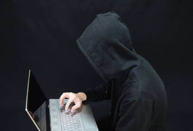 まさか身内が…災害時の混乱に乗じた社内窃盗の真相を知りたい｜50代男性からの調査相談