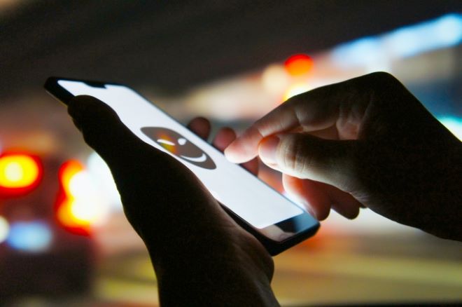 こっそりSNS監視されてる？ネットストーキングの見抜き方と対処法を徹底解説