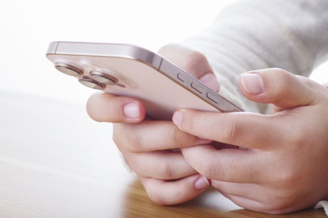 【知らないと危険】SNSトラブルを未然に防ぐ設定と使い方の極意