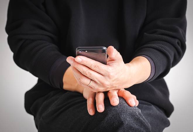 夫が「既婚者クラブ」で出会った女性と不倫｜40代妻からの調査相談