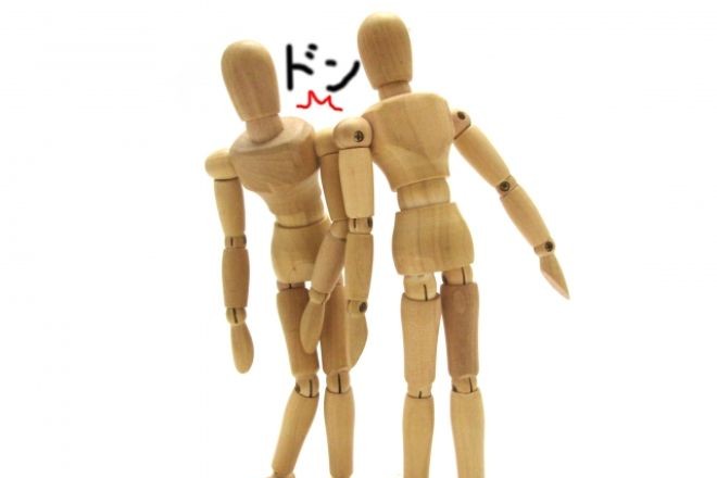 通勤中に何度もぶつかられた――「ぶつかりおじさん」の正体を特定するための調査｜探偵利用事例