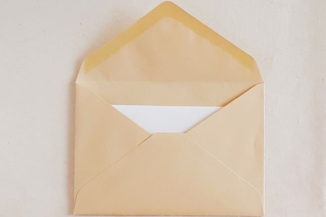 【息子が裏でホスト?】突然届いた「騙された」告発手紙に母が直面した真実|探偵利用事例