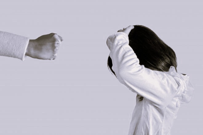 毒親から逃げて十年…絶縁した実家の現状を知りたい|探偵利用事例