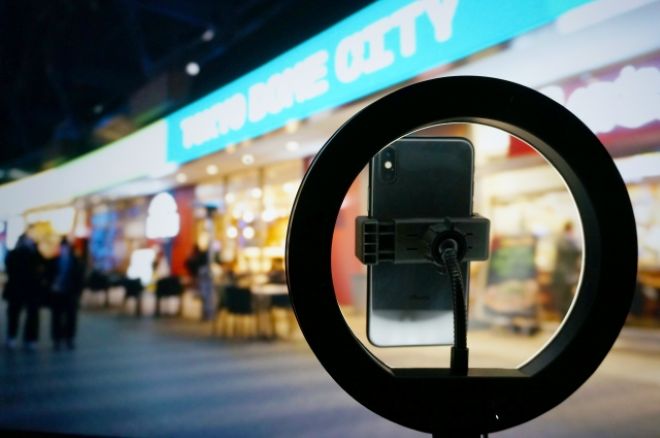 隣に住んでいる配信者の迷惑行為をやめさせたい…|管理会社・警察に動いてもらうための探偵による実態調査