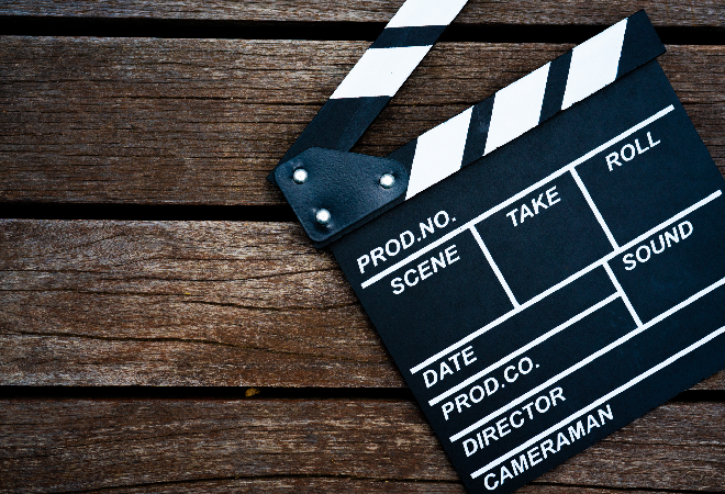 映画のカチンコ。