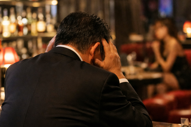 信用していたキャストが無断欠勤…|キャバクラ店店長(50代男性)からの調査相談。